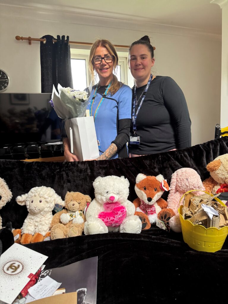 Glynis with her leaving gift from Jenny H